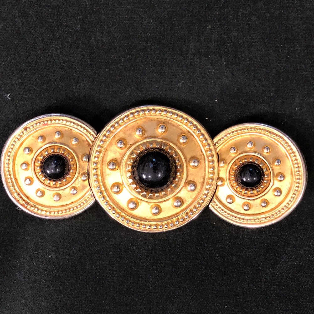 Gold tone and "onyx" Belt buckle